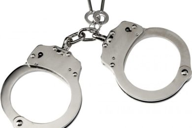 nickel-toe-chain-handcuffs