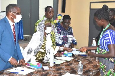 hcrrun_remise_cheque_awa_nana_juin_2022_atakpame